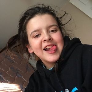 Meet your Posher, Isabel